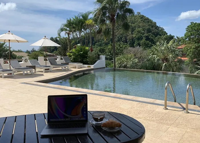 Ao Nang Colors Hotel - Aonang Beach